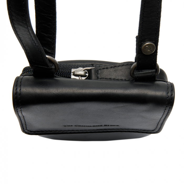 Geanta din piele naturala pentru telefon, The Chesterfield Brand, Langley, Negru [6]