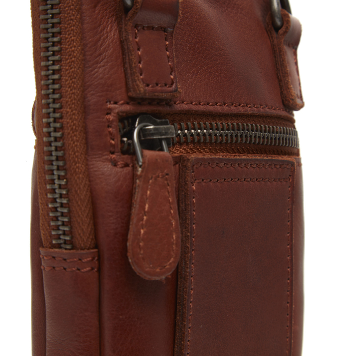 Geanta din piele naturala pentru telefon, The Chesterfield Brand, Salta, Maro coniac [4]