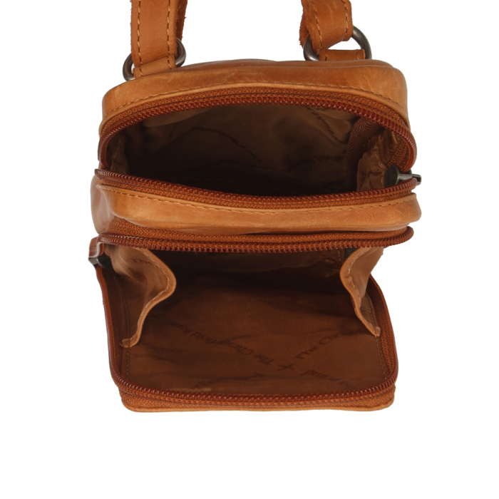 Geanta din piele naturala pentru telefon, The Chesterfield Brand, Valdes, Maro coniac [4]