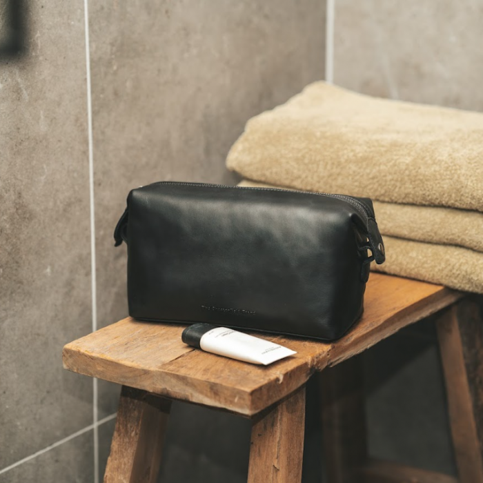 Geanta pentru cosmetice The Chesterfield Brand, din piele naturala, Westport, Negru [1]