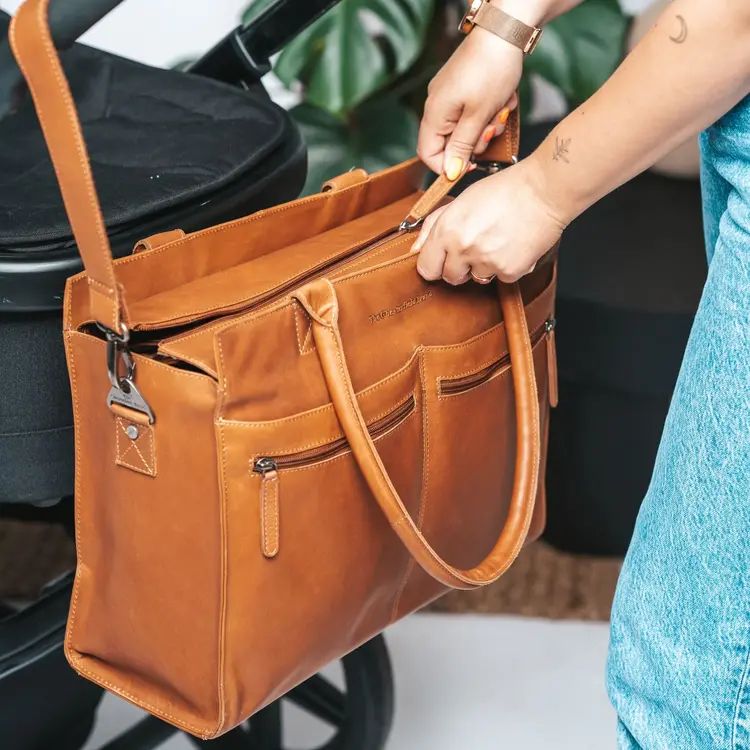 Geanta multifunctionala 3 in 1 shopper /bebe /scutece, The Chesterfield Brand, piele naturala, Elody, Maro coniac [2]