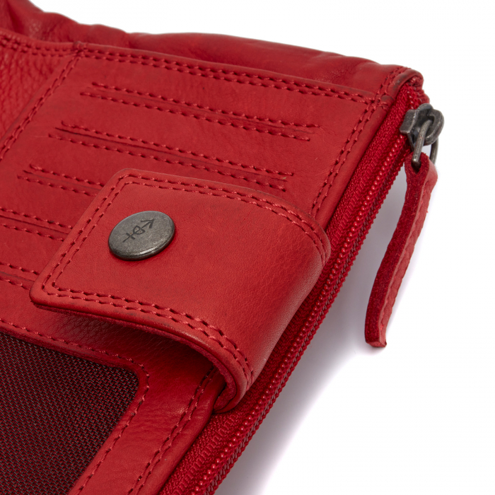 Portofel dama din piele naturala, The Chesterfield Brand, Fresno, cu protectie anti scanare RFID, Rosu [4]