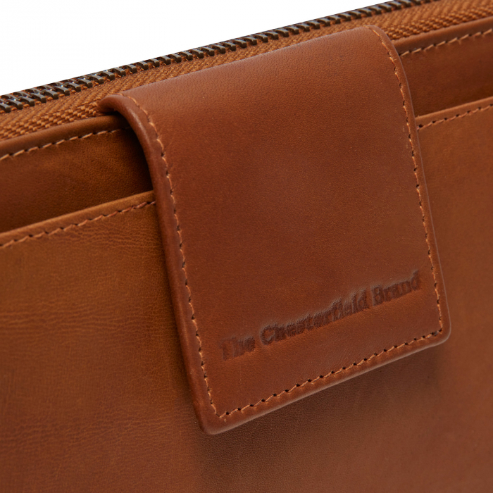 Geanta din piele naturala pentru telefon, The Chesterfield Brand, Taipei, Maro coniac [7]