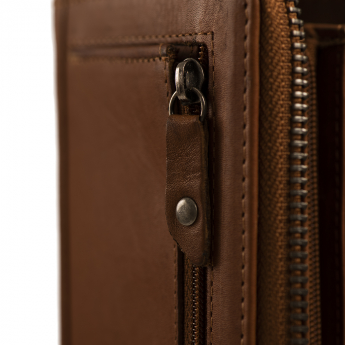Portofel dama, The Chesterfield Brand, cu protectie anti scanare RFID, din piele naturala, Nova, Maro inchis [8]