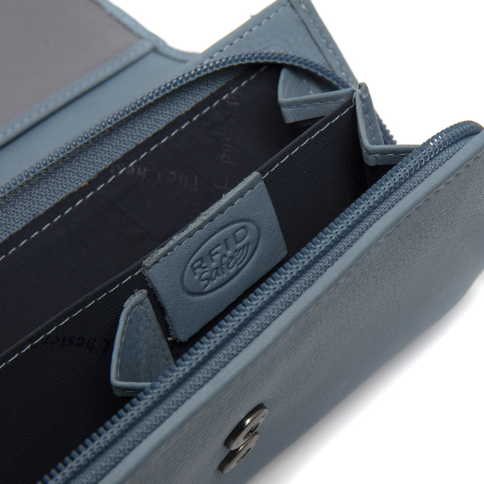 Portofel dama, The Chesterfield Brand, cu protectie anti scanare RFID, din piele naturala Valetta, Albastru deschis [3]