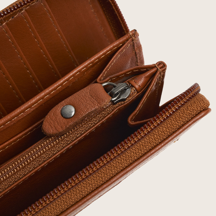 Portofel din piele naturala The Chesterfield Brand, cu protectie anti scanare RFID, Mirelle - Maro coniac [5]