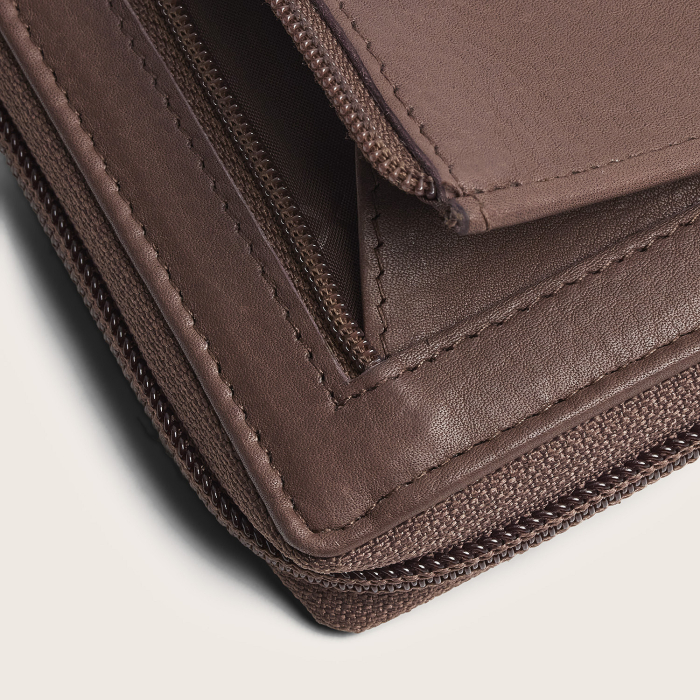Portofel din piele naturala The Chesterfield Brand, cu protectie anti scanare RFID, Mirelle - Taupe inchis [9]