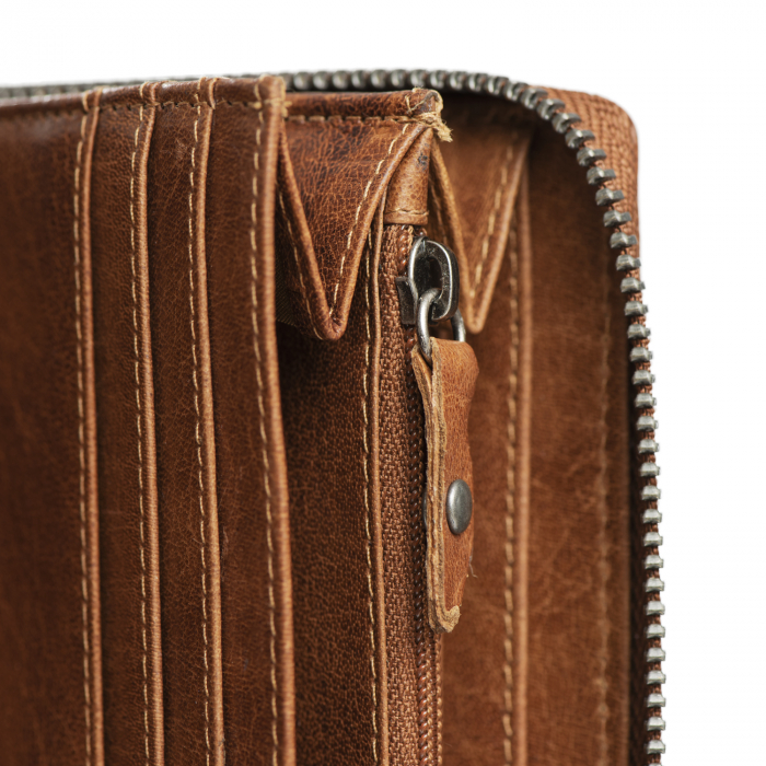 Portofel din piele naturala The Chesterfield Brand, cu protectie anti scanare RFID, Havana, Maro coniac [4]