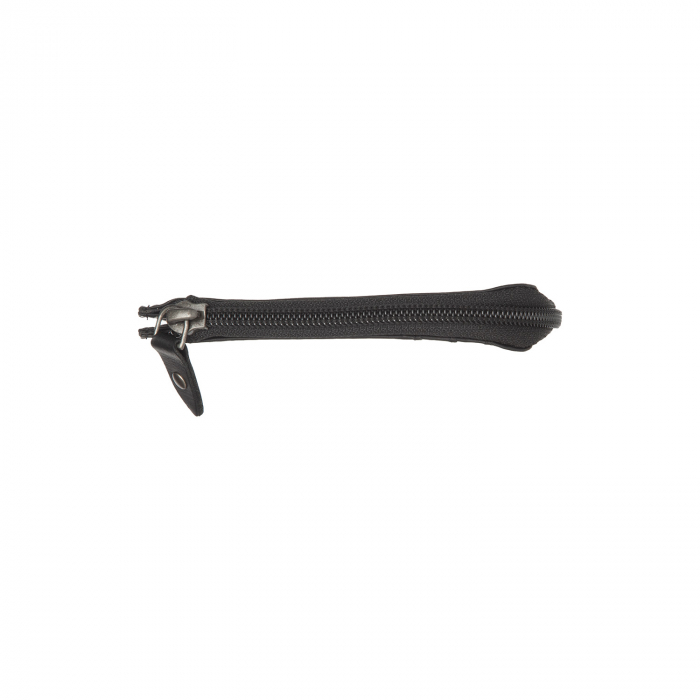 Port card slim unisex din piele naturala, The Chesterfield Brand, Livenza, cu protectie anti scanare RFID, Negru [3]