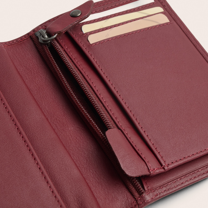Portofel The Chesterfield Brand, cu protectie anti scanare RFID, din piele naturala, Frederick - Rosu inchis [6]