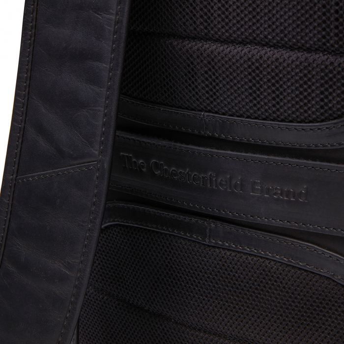 Rucsac pentru laptop de 15 inch The Chesterfield Brand, piele naturala Bangkok, Negru [4]