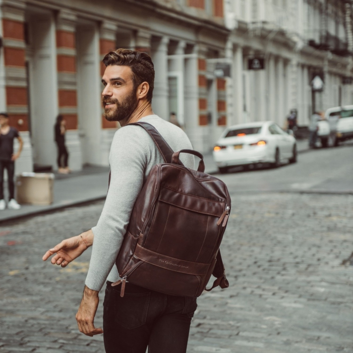 Rucsac pentru laptop de 15,4 inch, The Chesterfield Brand, din piele, model Rich, Maro inchis [7]