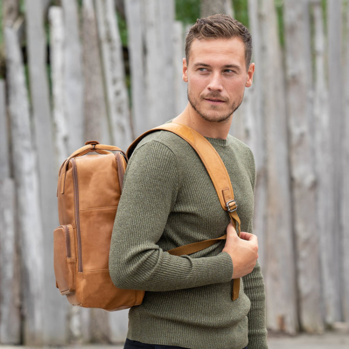 Rucsac pentru tableta si laptop de 14 inch, The Chesterfield Brand, din piele naturala, model Belford, Maro coniac [9]