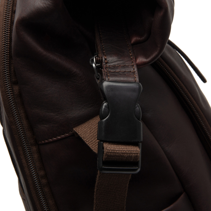 Rucsac pentru tableta si laptop de 16 inch, The Chesterfield Brand, din piele naturala, Remo, Maro inchis [6]