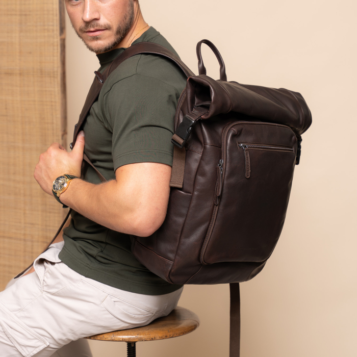 Rucsac pentru tableta si laptop de 16 inch, The Chesterfield Brand, din piele naturala, Remo, Maro inchis [1]