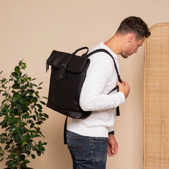 Rucsac unisex din piele naturala, The Chesterfield Brand, Larsson, Negru [3]