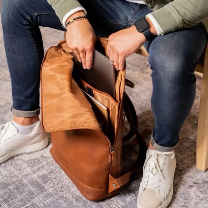 Rucsac unisex din piele naturala, The Chesterfield Brand, Larsson, Maro coniac [2]