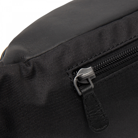 Borseta (marsupiu) de brau si umar The Chesterfield Brand, din piele si nylon, model Velta, Negru [4]