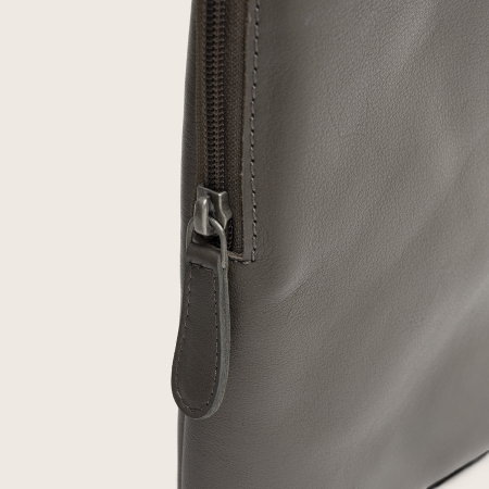 Geanta crossbody din piele naturala, The Chesterfield Brand, Isley, Gri inchis [6]
