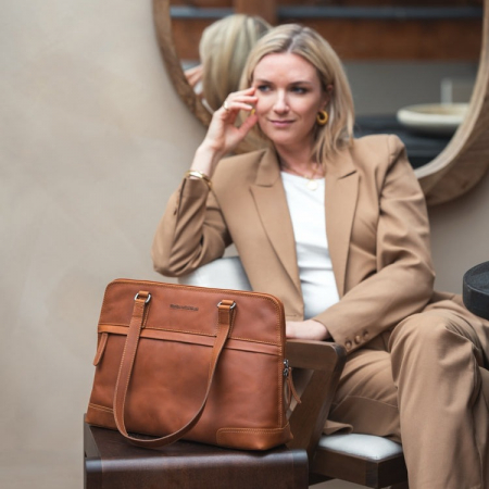 Geanta de dama din piele naturala, The Chesterfield Brand, Branson, Maro coniac