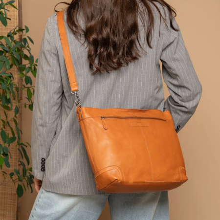 Genti de zi - Geanta de umar Astero din piele naturala, The Chesterfield Brand - Maro coniac