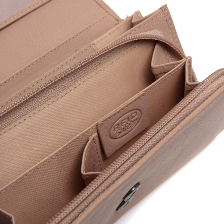 Portofel dama, The Chesterfield Brand, cu protectie anti scanare RFID, din piele naturala Valetta, Roz pudra [2]