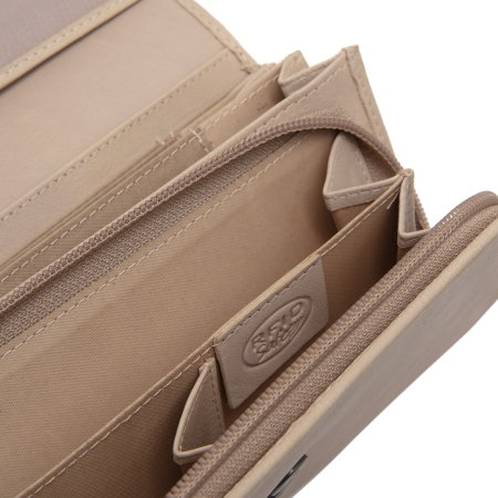 Portofel dama, The Chesterfield Brand, cu protectie anti scanare RFID, din piele naturala Valetta, Bej [2]