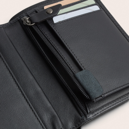 Portofel The Chesterfield Brand, cu protectie anti scanare RFID, din piele naturala, Frederick - Negru [5]