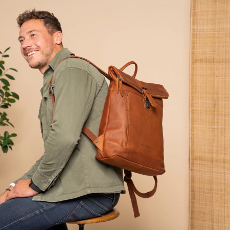 Rucsac unisex din piele naturala, The Chesterfield Brand, Larsson, Maro coniac