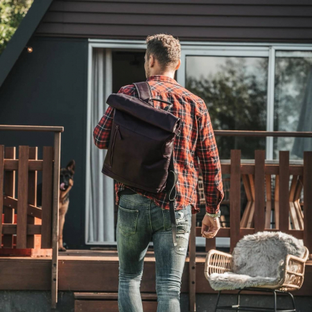 Rucsacuri - Rucsac unisex din piele naturala, The Chesterfield Brand, Liverpool, Maro Inchis