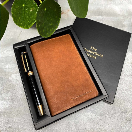 Set cadou cu pix si agenda, unisex, The Chesterfield Brand, Maro coniac