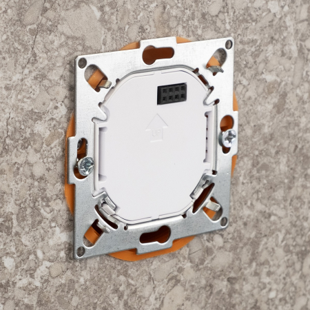 Termostat inteligent ENGO E55-B Wi-Fi [3]