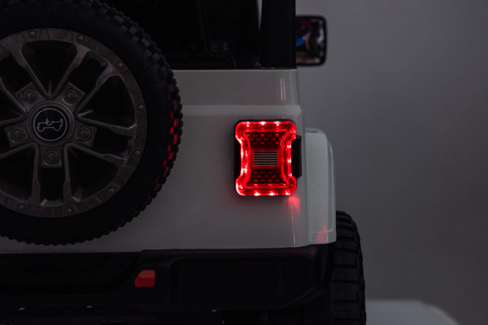 Masinuta electrica 4x4 Premier Jeep Wrangler Rubicon, 24V, 4x200W, roti cauciuc EVA, scaun piele ecologica, alb [20]