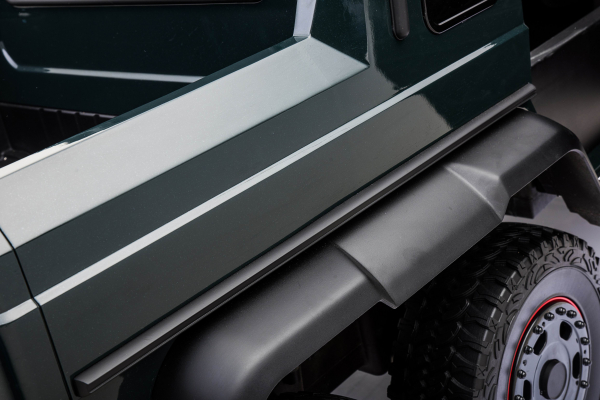 Masinuta electrica Mercedes G63 Solo, 2 baterii 12V, 6 roti cauciuc EVA, 4x4, 1 loc, 4 motoare, negru [27]