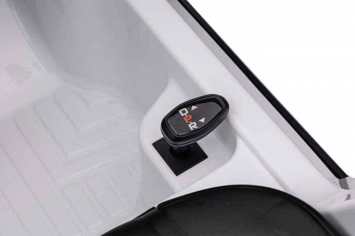 Masinuta electrica Premier 4x4 Mercedes G500, 12V, roti cauciuc EVA, scaun piele ecologica, alb [54]