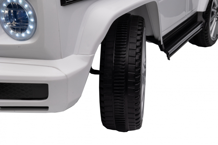 Masinuta electrica Premier 4x4 Mercedes G500, 12V, roti cauciuc EVA, scaun piele ecologica, alb [43]