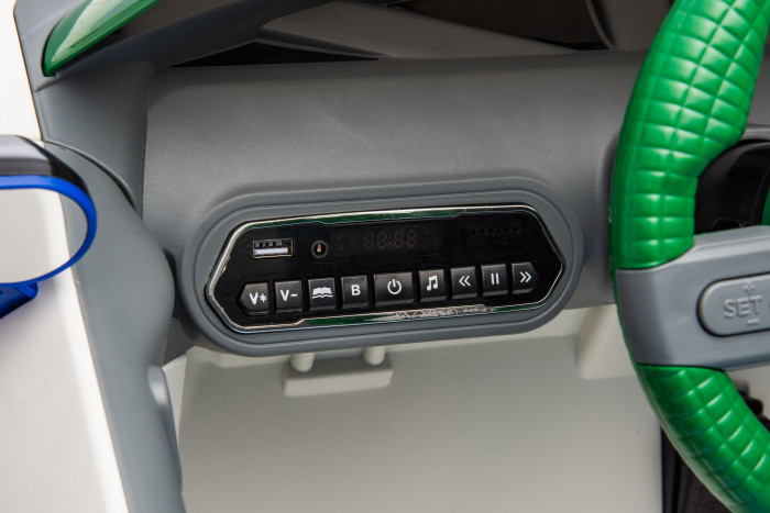 Masinuta electrica Premier Mini Concept Aceman, 12V, roti cauciuc EVA, scaun piele ecologica, alb [34]