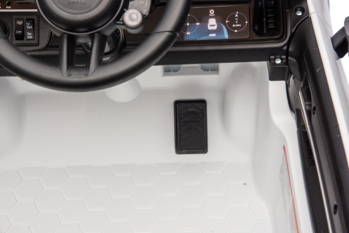 Masinuta electrica Premier Porsche Cayenne E-Hybrid Coupe, 12V, scaun piele ecologica, alb [30]