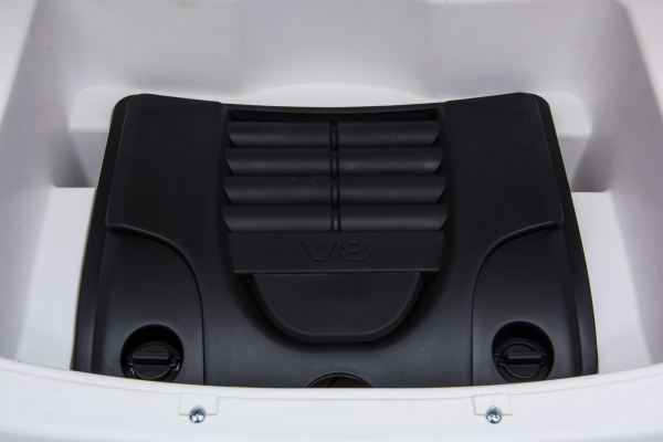 Masinuta electrica Premier Range Rover Vogue HSE, 12V, 2 locuri, roti cauciuc EVA, scaun piele ecologica, alb [29]