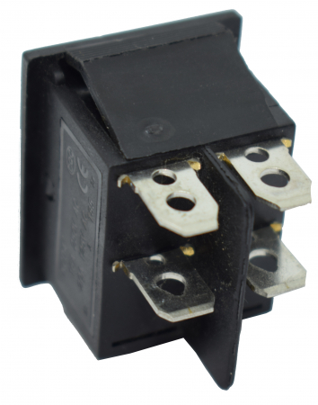 Comutator 2x2, 4x4 [5]