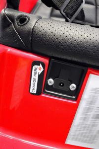 Masinuta electrica Premier Audi R8 Spyder, 12V, roti cauciuc EVA, scaun piele ecologica, rosie [13]