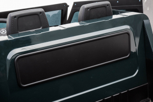 Masinuta electrica Mercedes G63 Solo, 2 baterii 12V, 6 roti cauciuc EVA, 4x4, 1 loc, 4 motoare, negru [27]