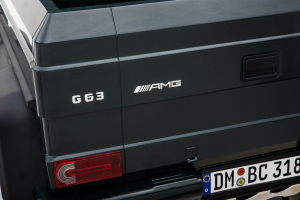 Masinuta electrica Mercedes G63 Solo, 2 baterii 12V, 6 roti cauciuc EVA, 4x4, 1 loc, 4 motoare, negru [30]