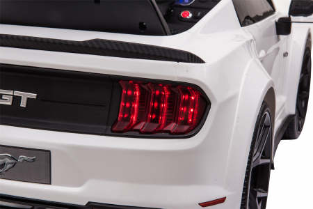 Masinuta electrica Premier Ford Mustang, 12V, roti cauciuc EVA, scaun piele ecologica, alb [33]