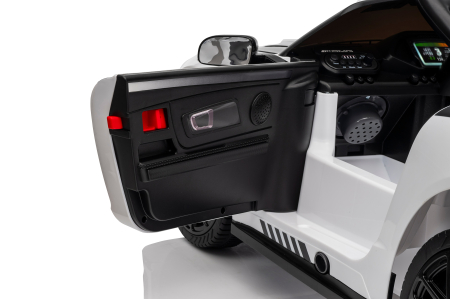 Masinuta electrica Premier Mercedes Benz AMG GT3, 12V, roti cauciuc EVA, scaun piele ecologica, alb [10]