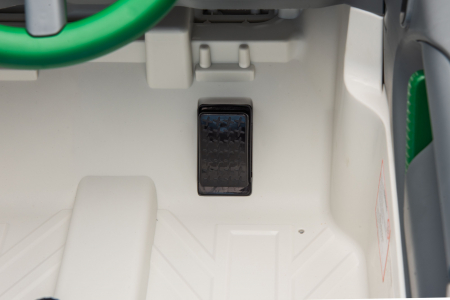 Masinuta electrica Premier Mini Concept Aceman, 12V, roti cauciuc EVA, scaun piele ecologica, alb [31]