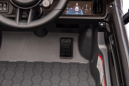 Masinuta electrica Premier Porsche Cayenne E-Hybrid Coupe, 12V, scaun piele ecologica, negru [26]