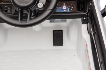 Masinuta electrica Premier Porsche Cayenne E-Hybrid Coupe, 12V, scaun piele ecologica, alb [29]