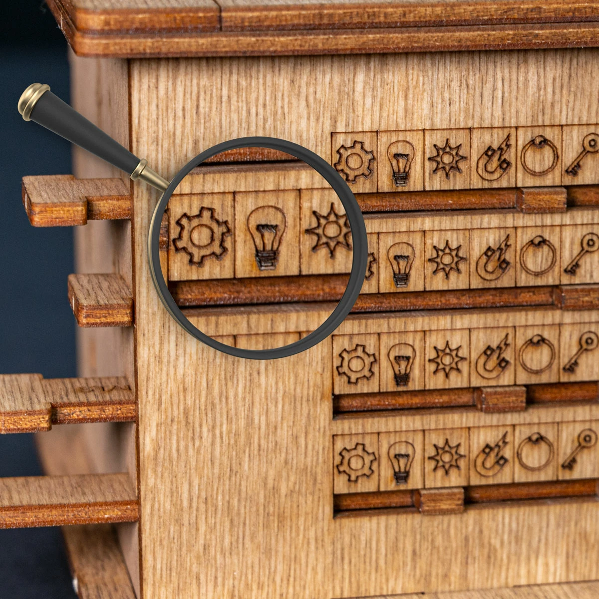 Cluebox - Escape Room in a Box. Schrodinger's cat [4]