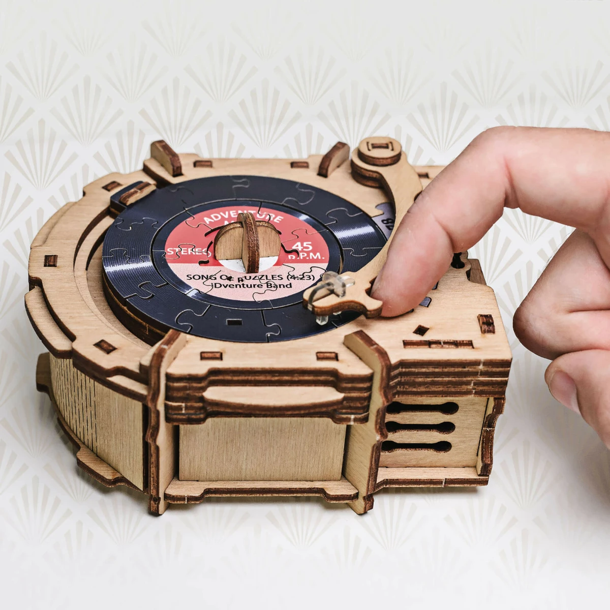 CluePuzzle - Record Player [6]